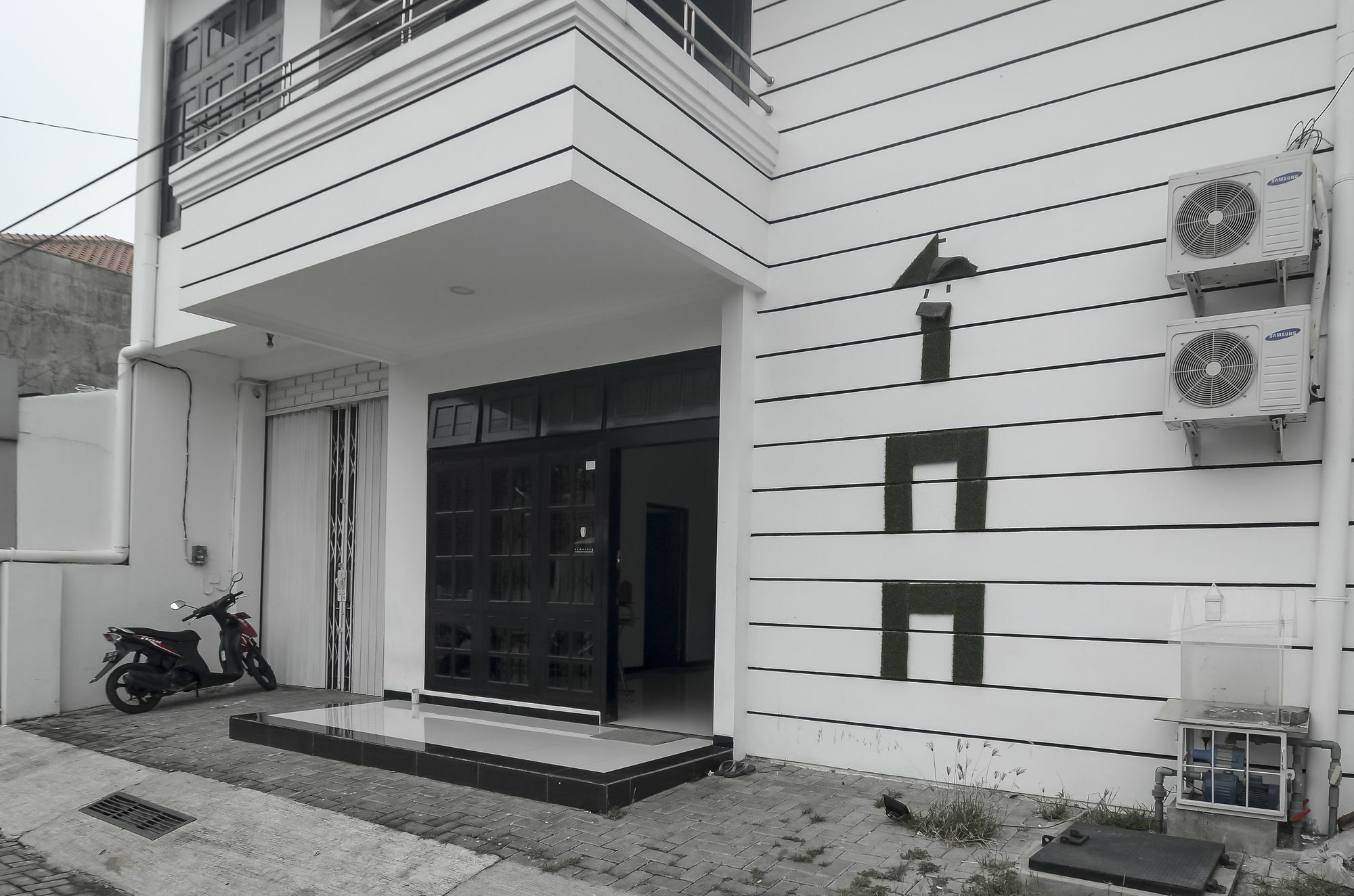 Reddoorz Near Poncol Station Hotel Semarang Kültér fotó